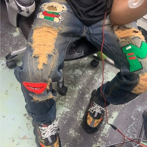 Mens distressed slim straight washed jeans dark denim patch ripped denim bear - Picture 4 of 5